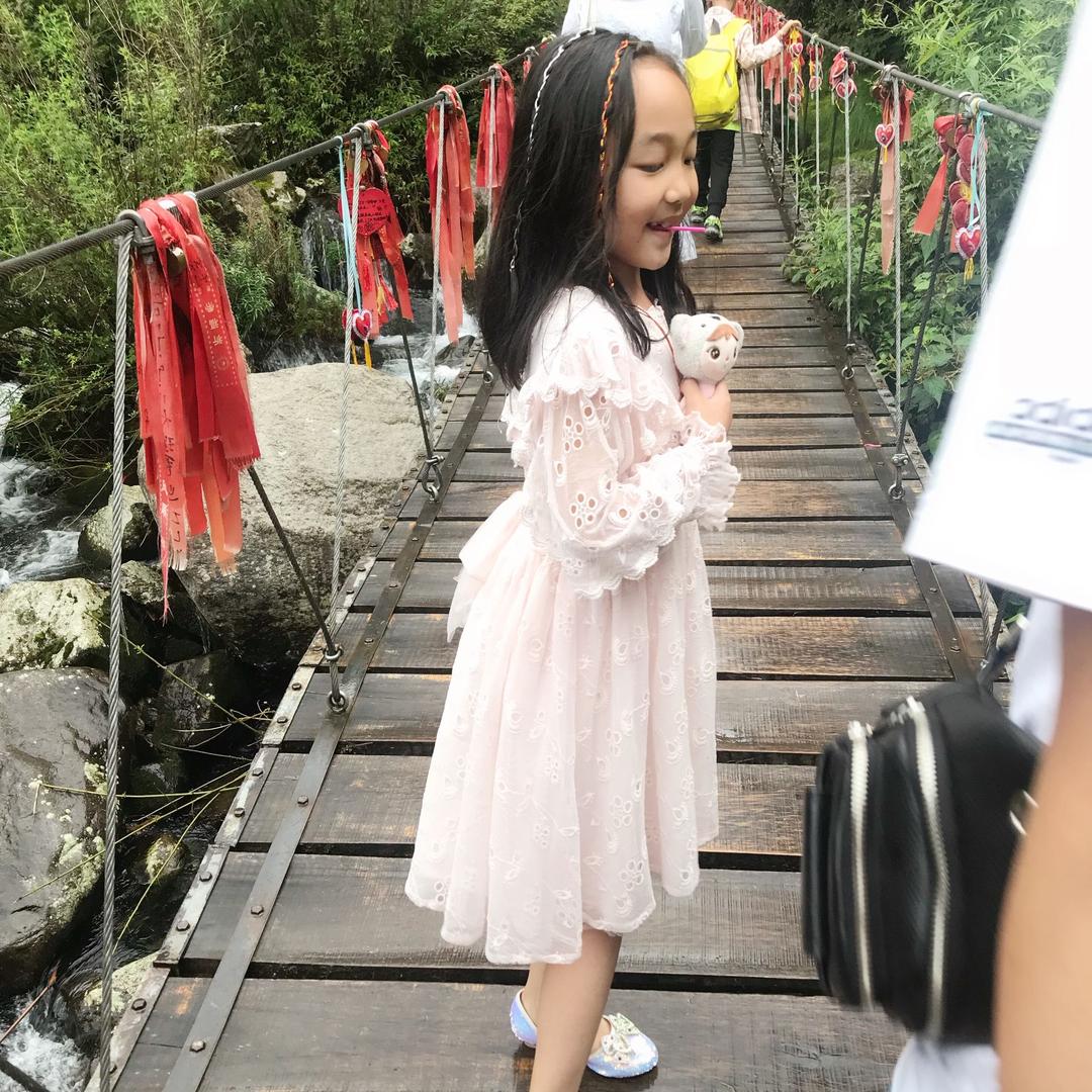 会泽允硕服饰店梓萱宝宝