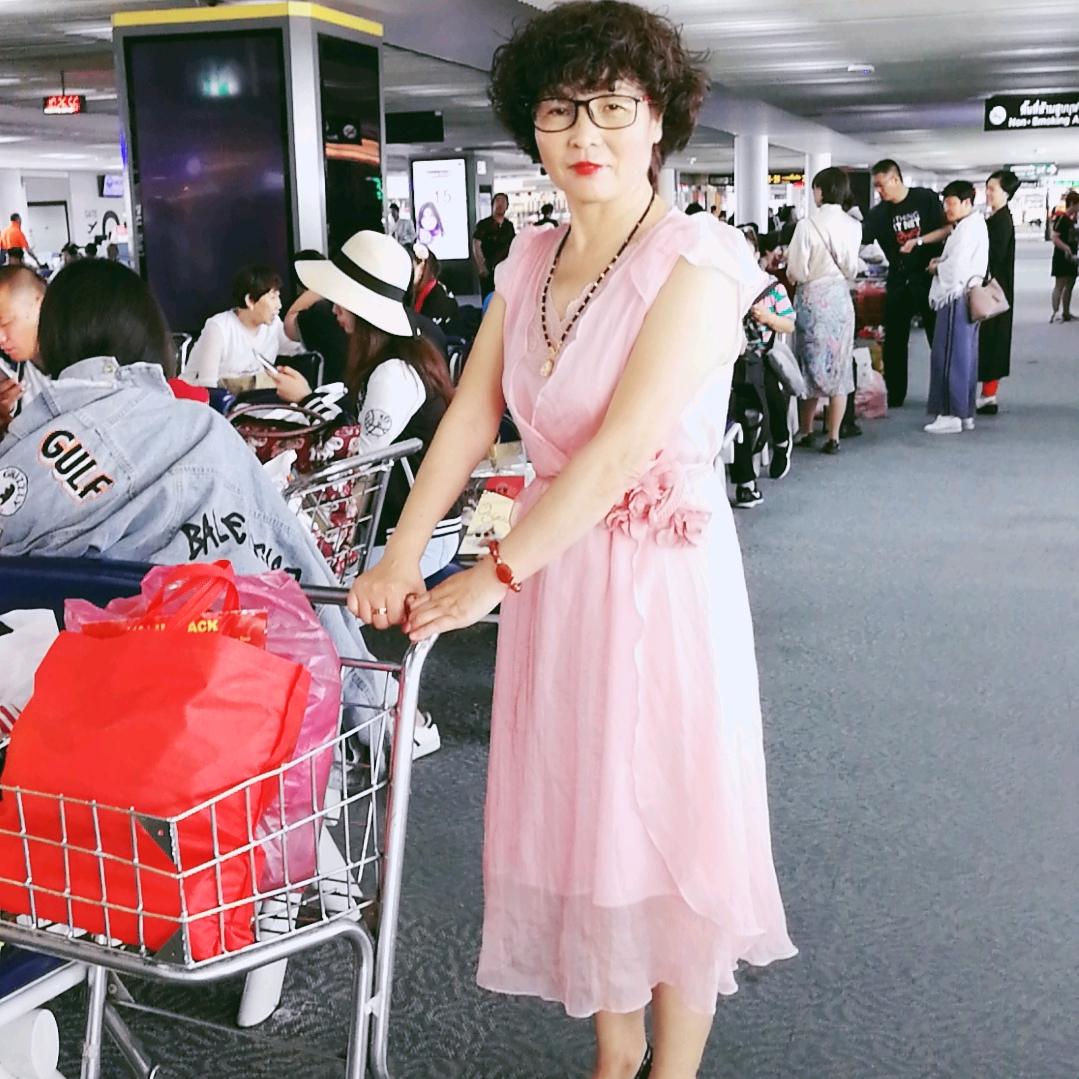 创业女神姜姐