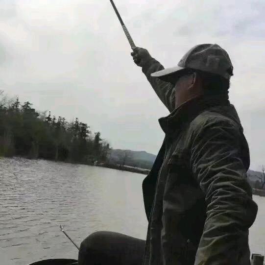 钓鱼佬的扮演者