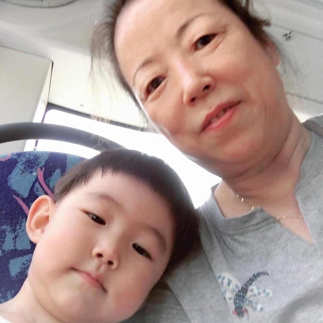 英英