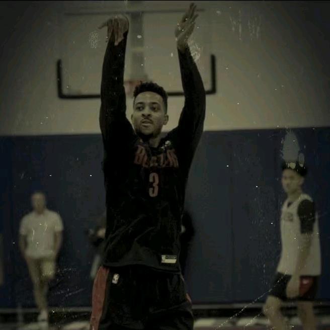 大山(ง •̀_•́)ง