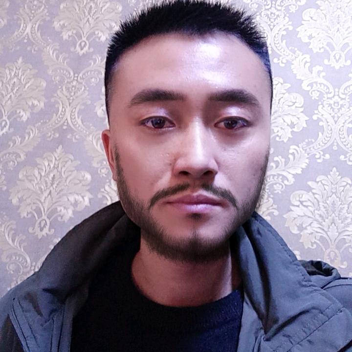 千 纸 何ྀ