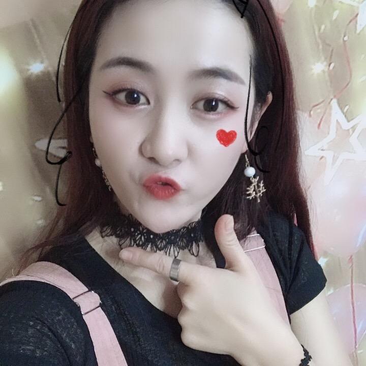 土桥卖手机的三妹。