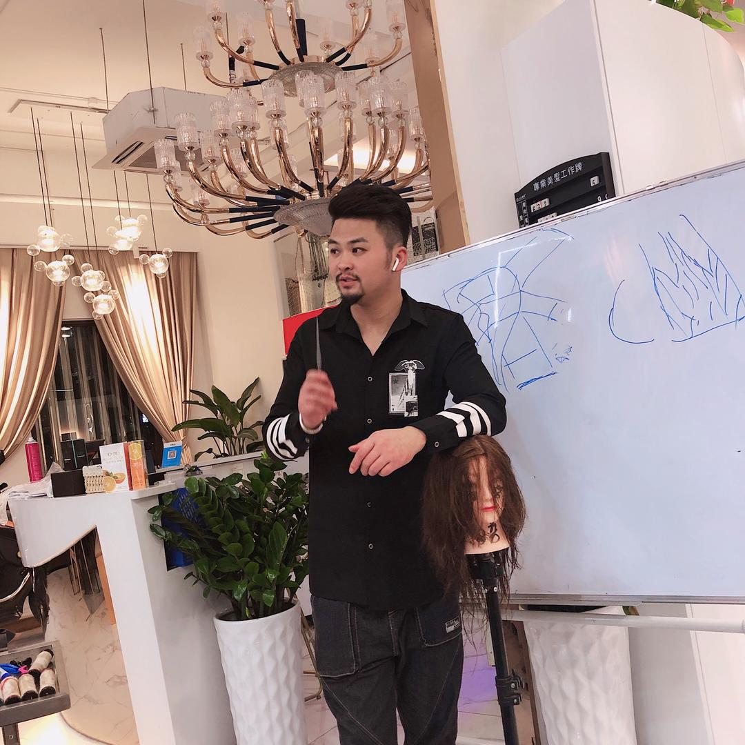 无锡短发阿天