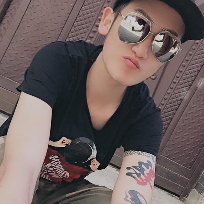 睡不够的李哈迪 •