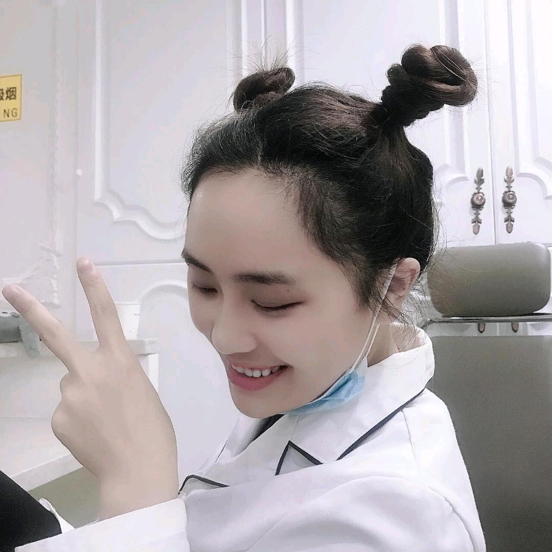黄坚强