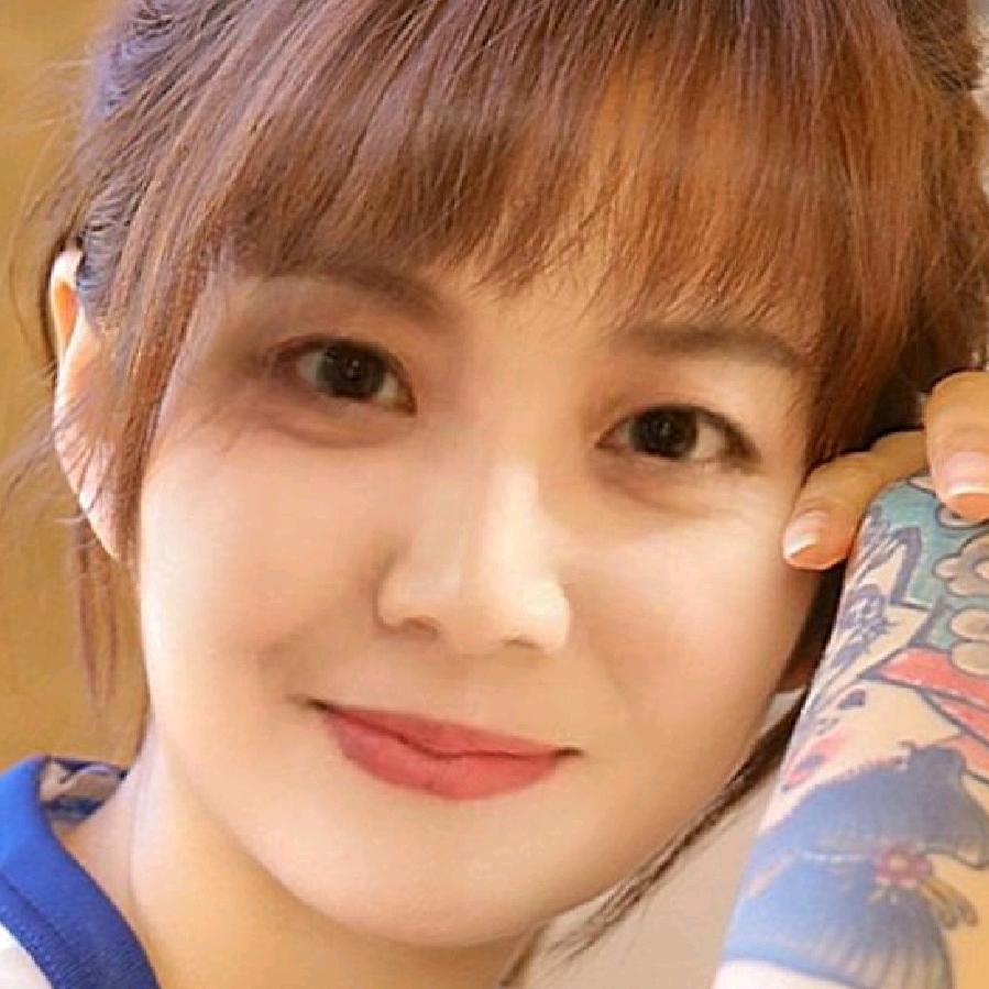 塞尔维亚《功夫餐厅》杨芳霞