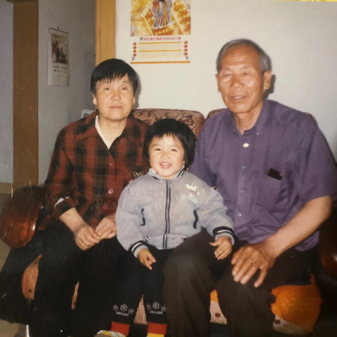 H-欣冉.