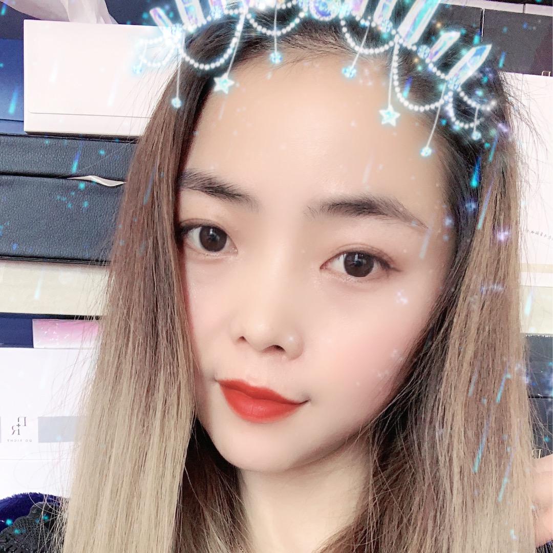 ❤️小小娟😛的故事《橱窗好物》