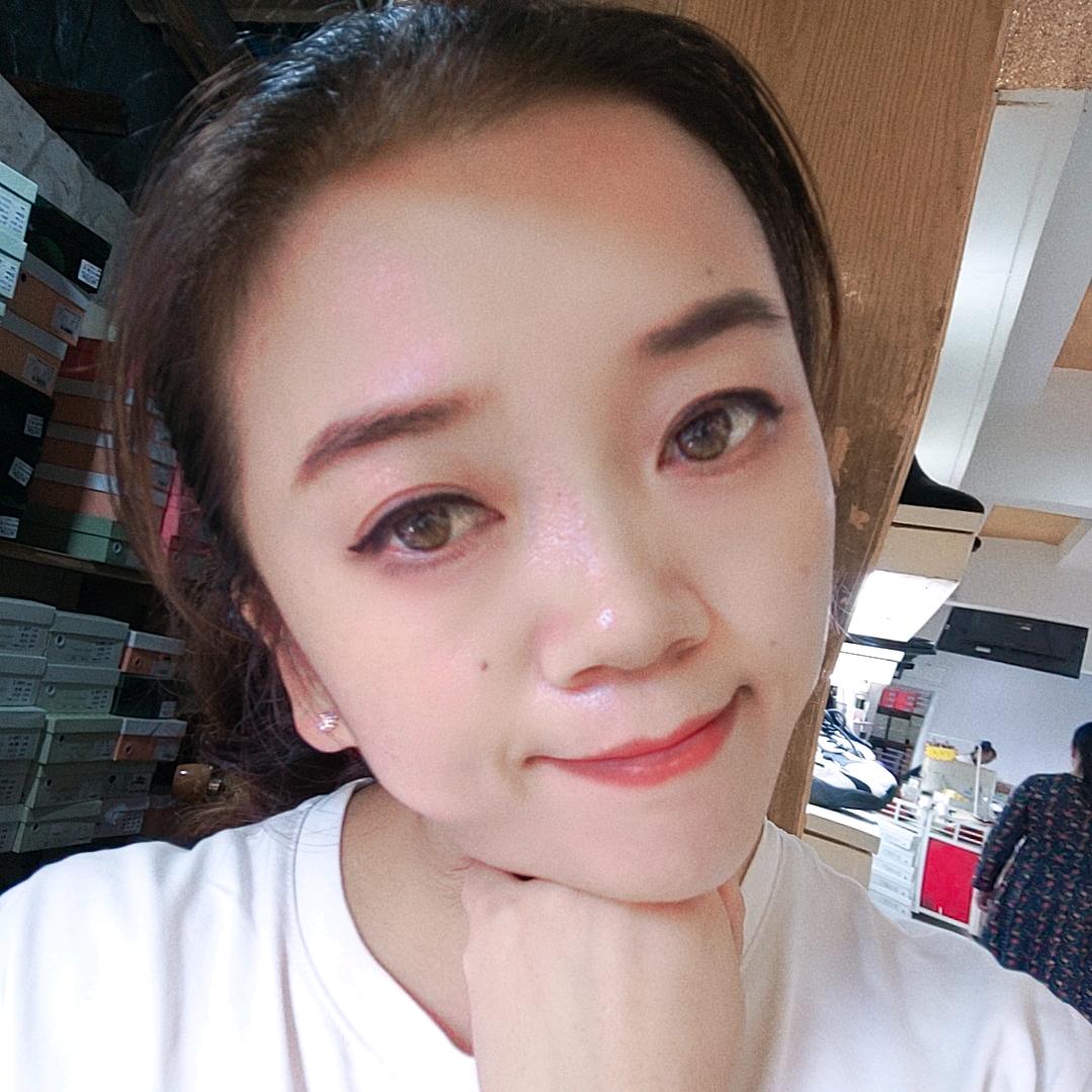 梅梅，(滴滴女司机)