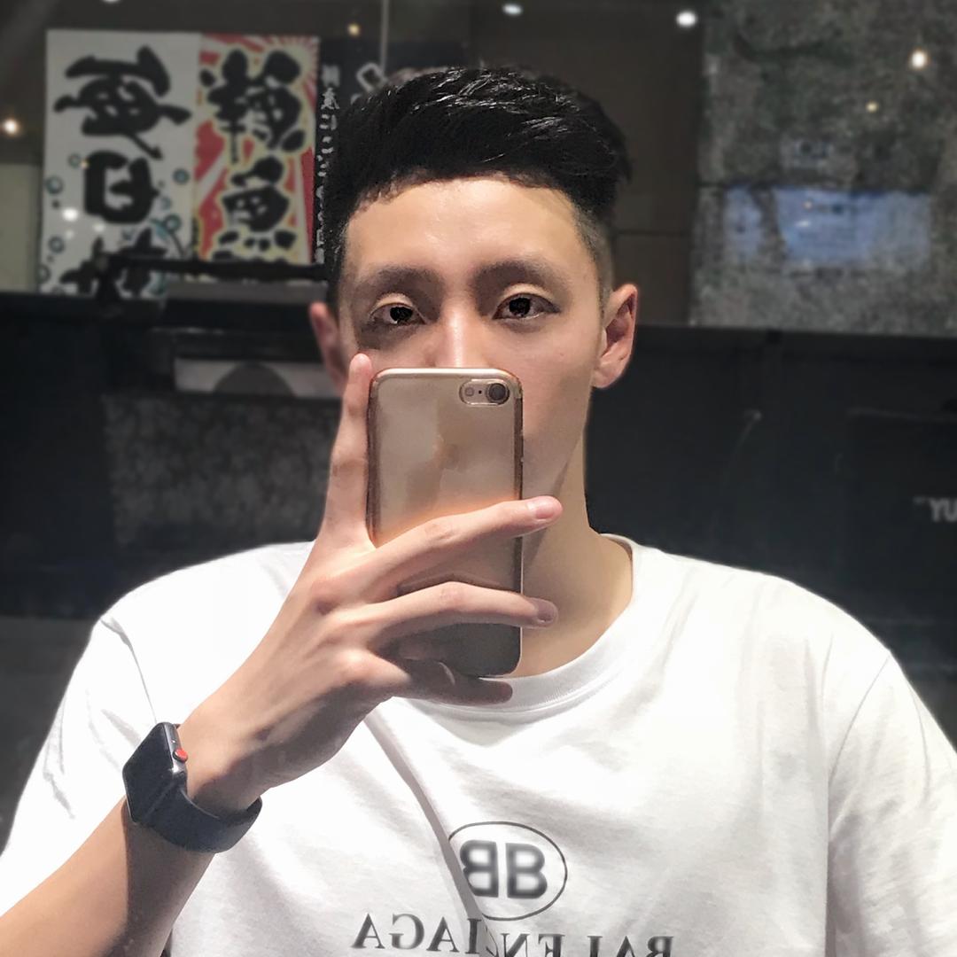 侯钰杰