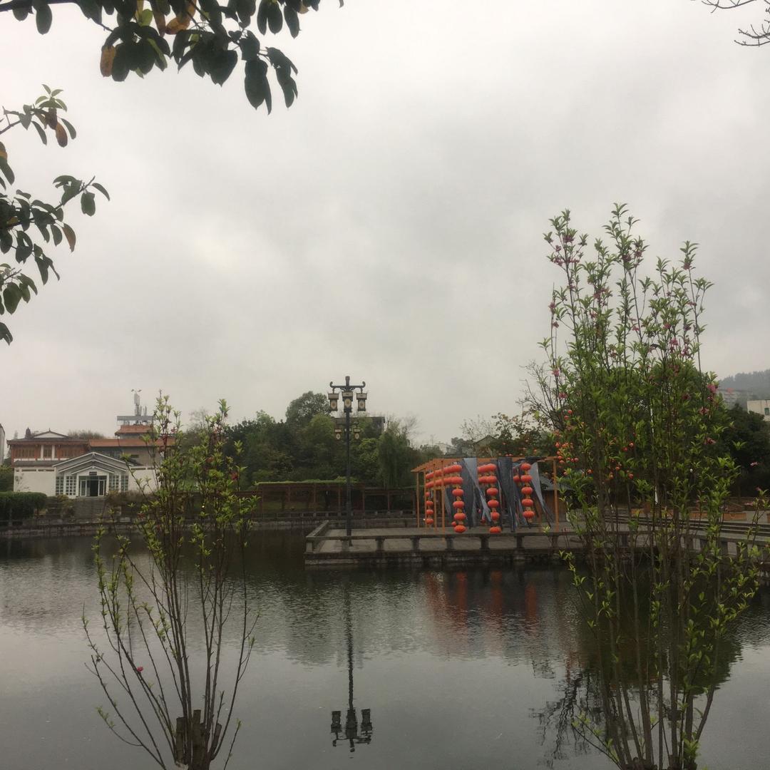 万马奔腾
