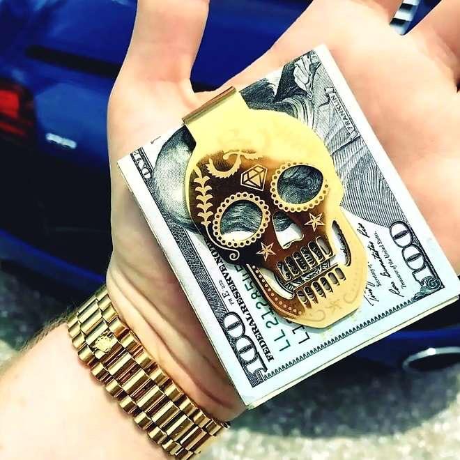 💰
