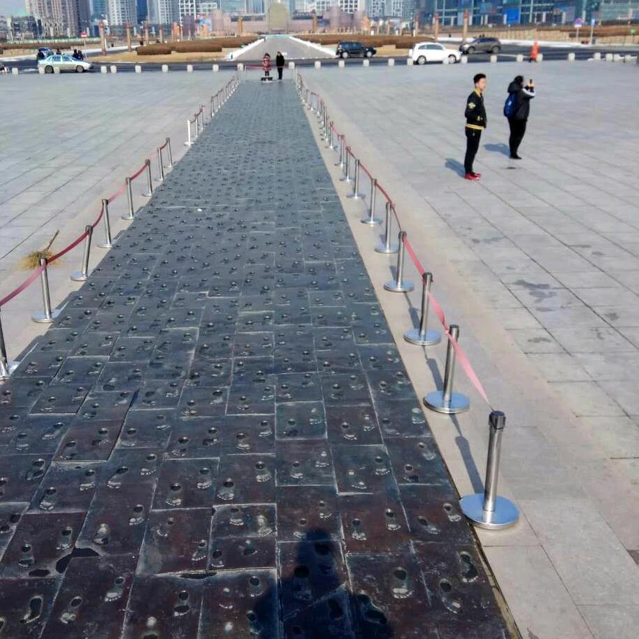 凭海临风