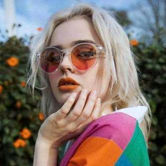 绝不熬夜星人か