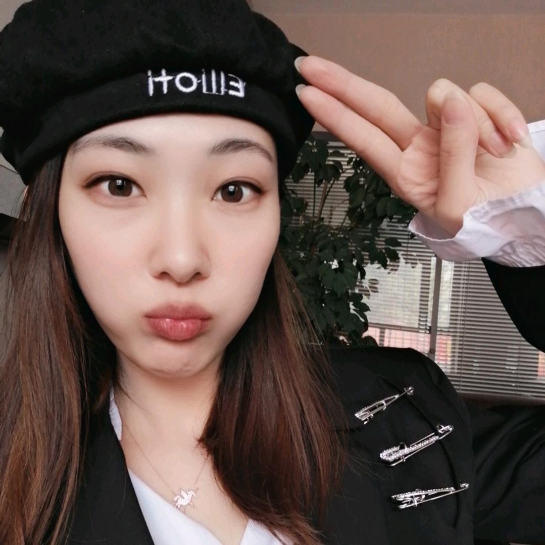 李安麦