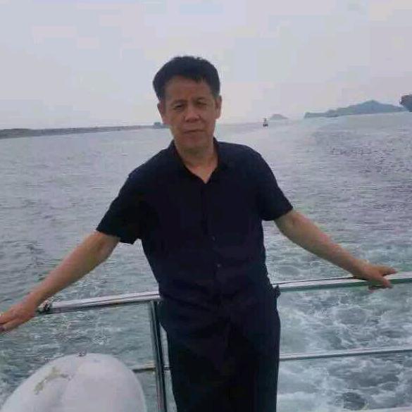 刘金虎学生书包批发部