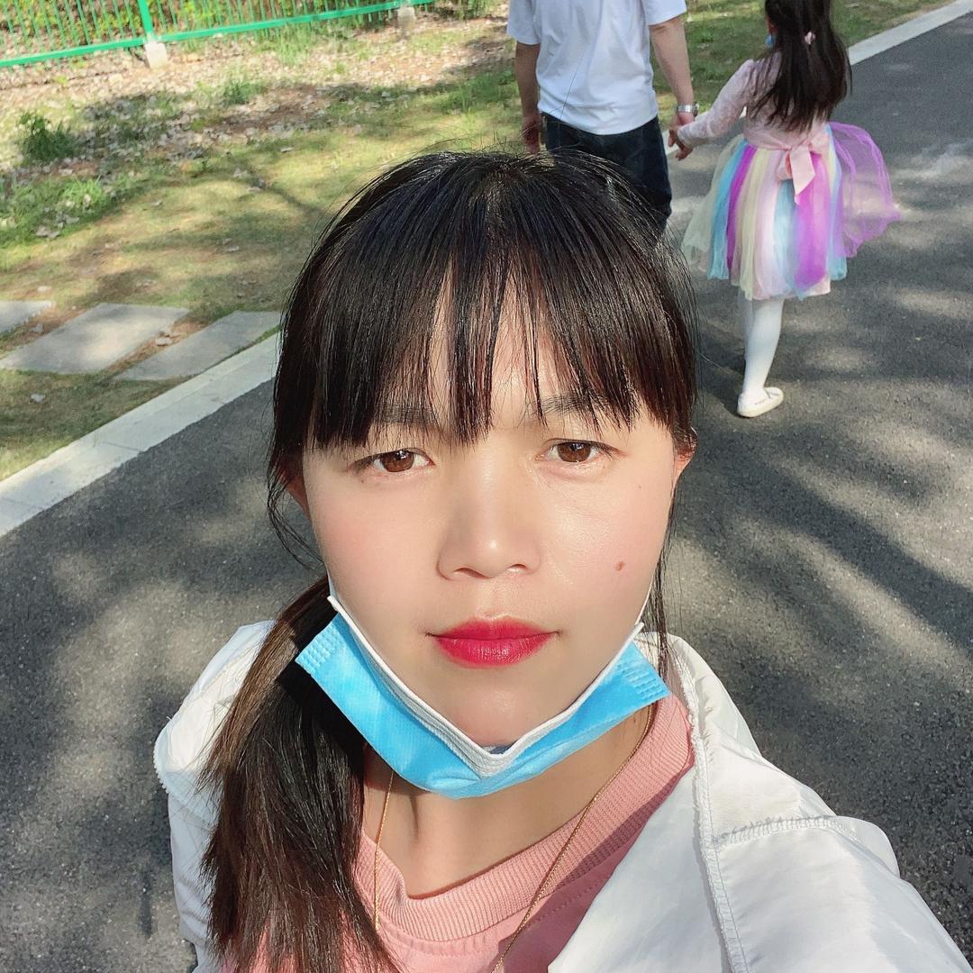 飞飞%/