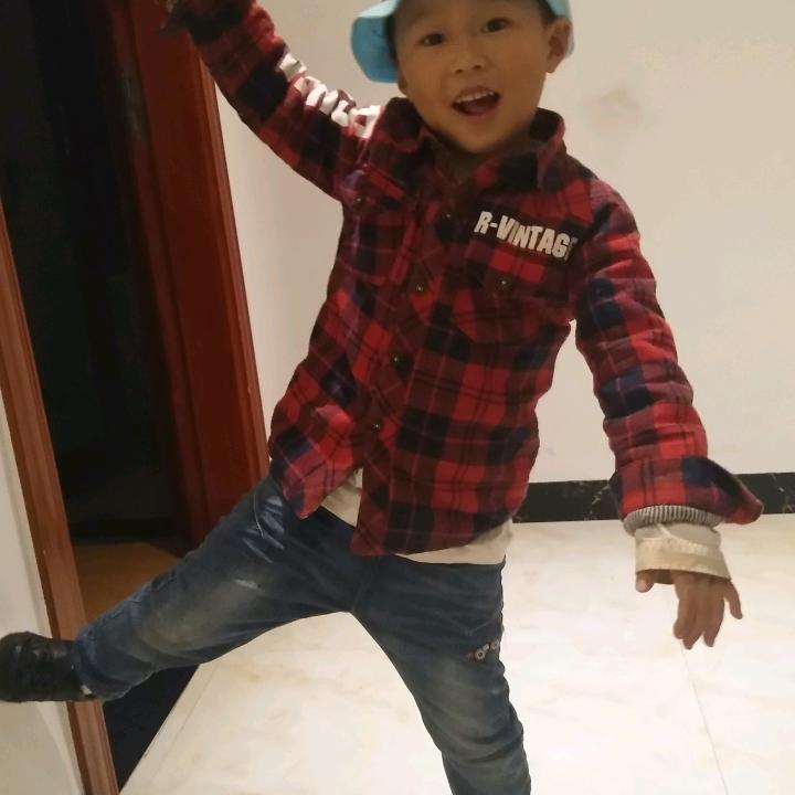 我、爱不起的小姐