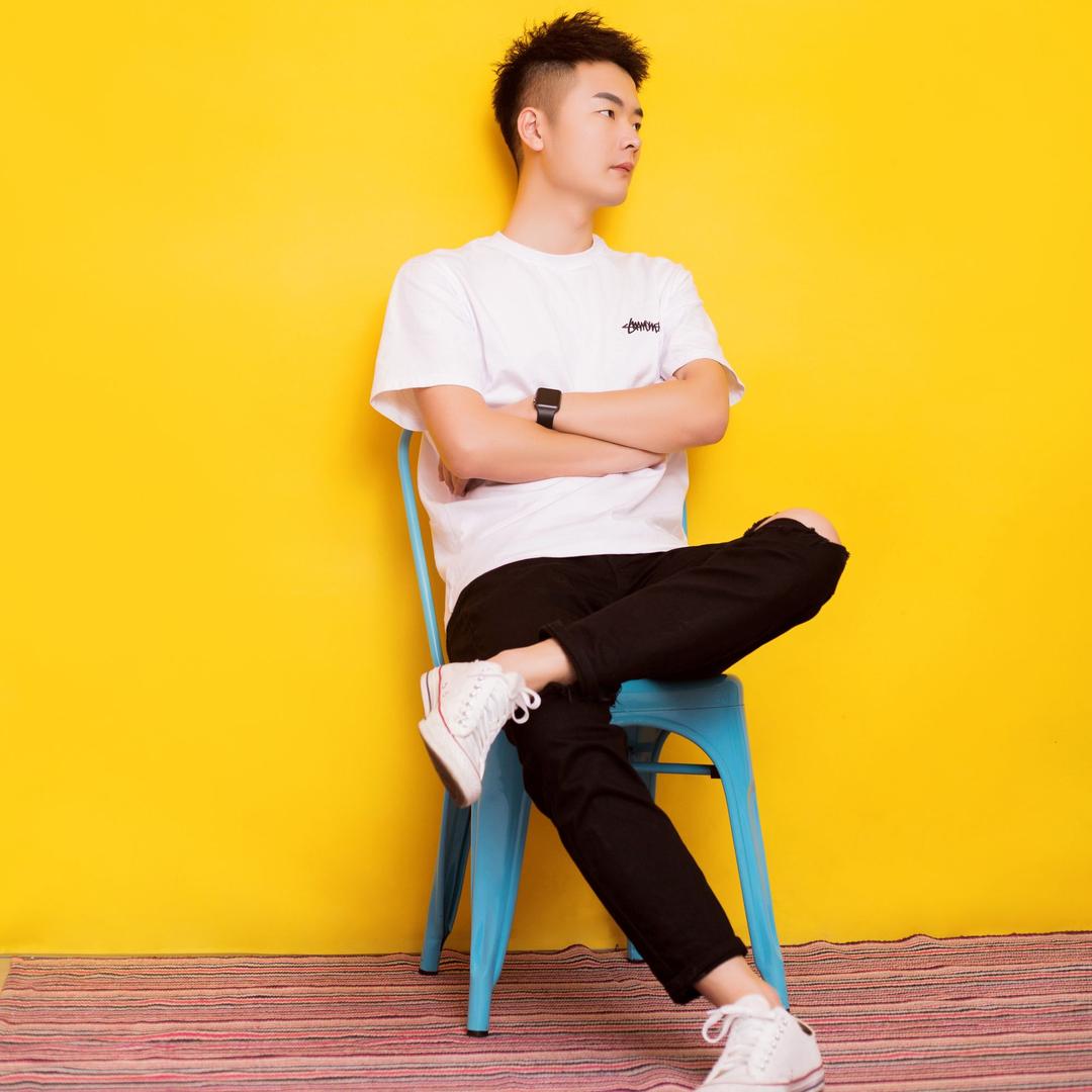 九来车服 (武汉洪山店)专用号