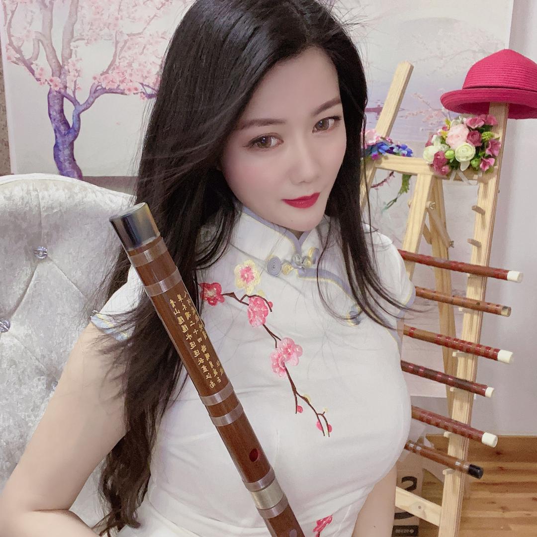 笛仙🦋柳诗