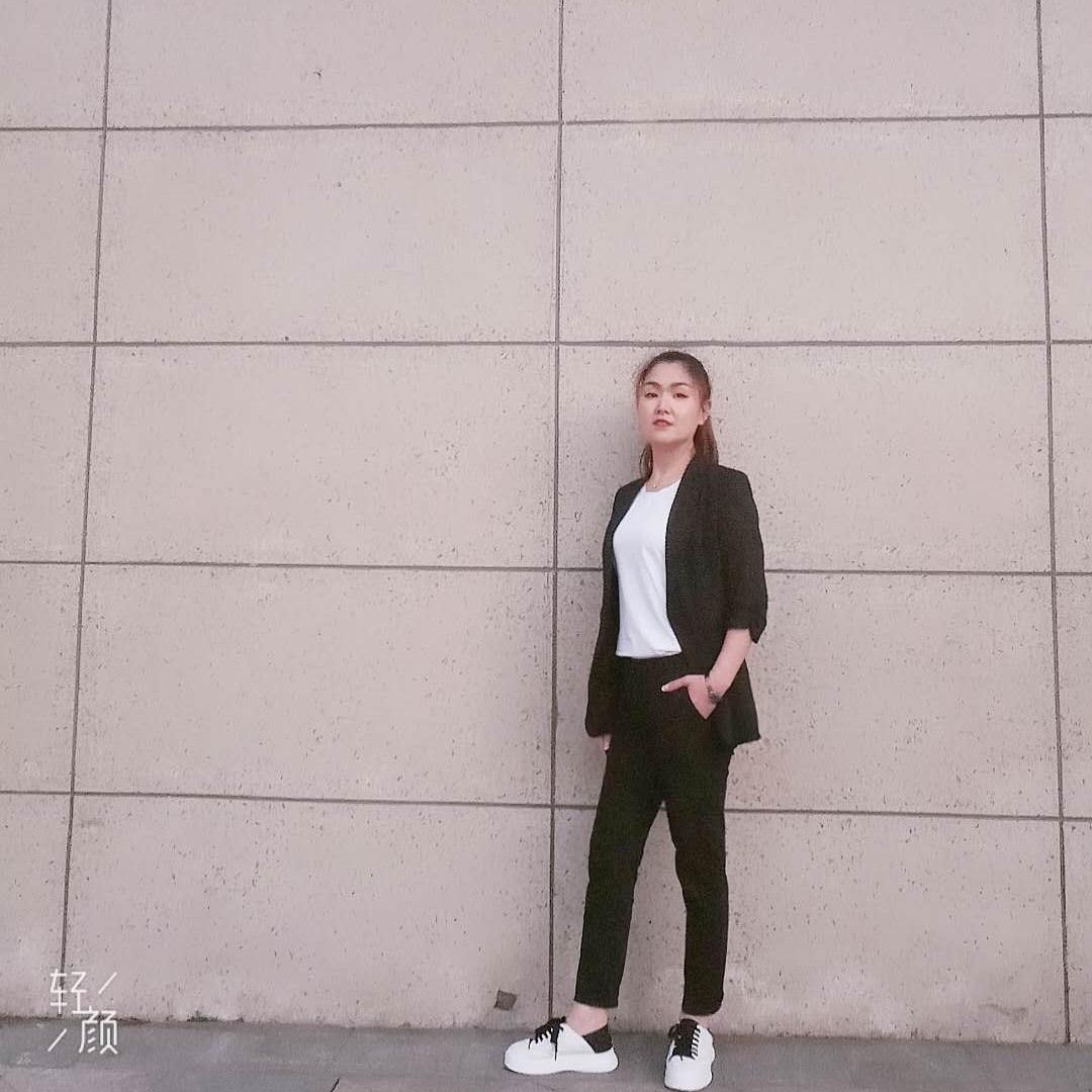 丽
