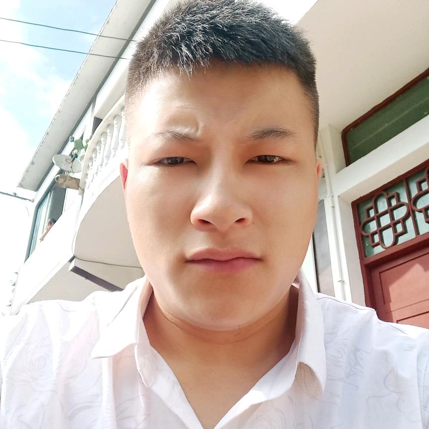 宋川宁水电安装   刮瓷开孔