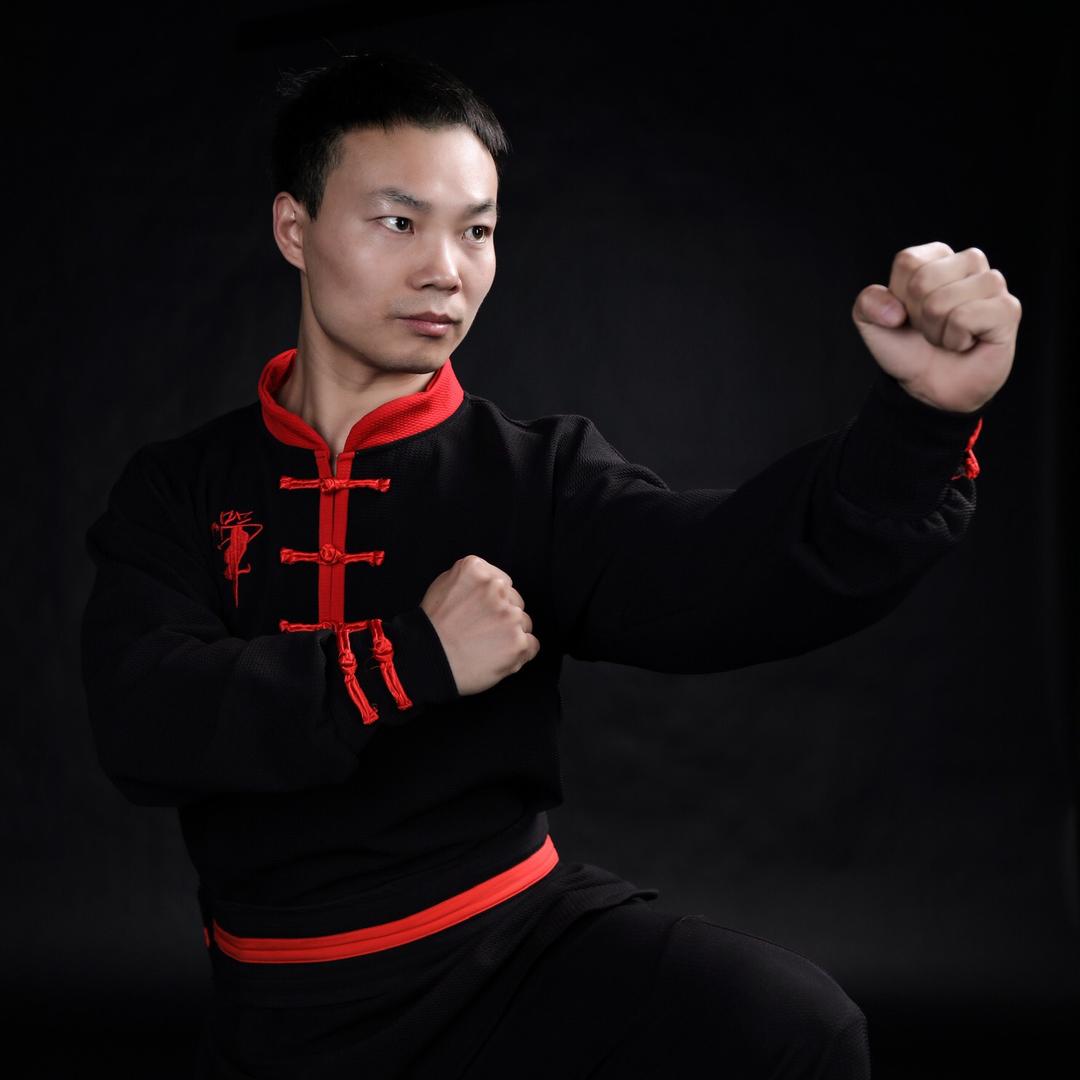 郑口教武术王教练