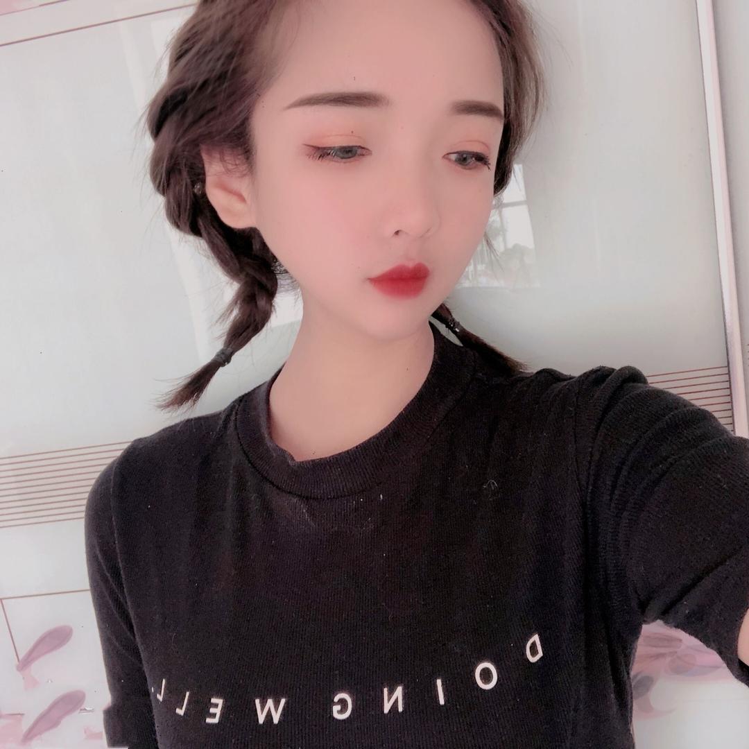 柠檬🍋有点甜