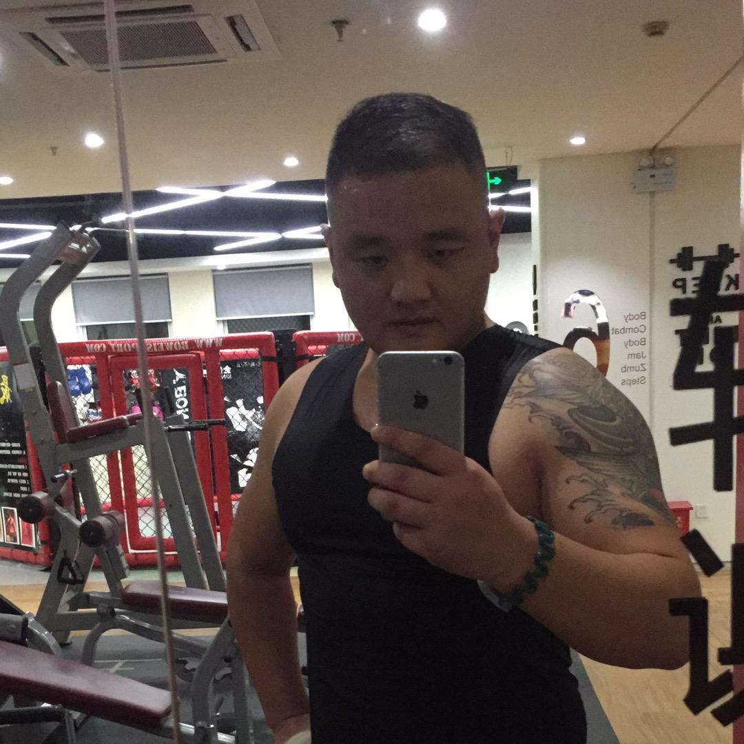 白纸黑字续写了多少人？