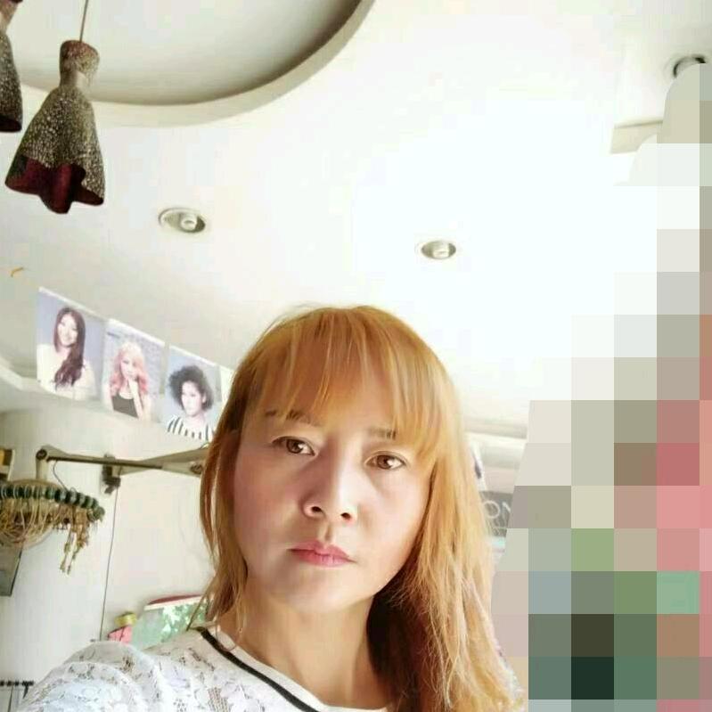 菲菲美业下午1点30分
