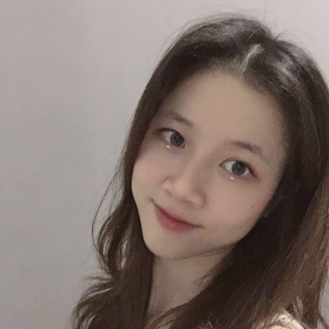 婷子日化百货店