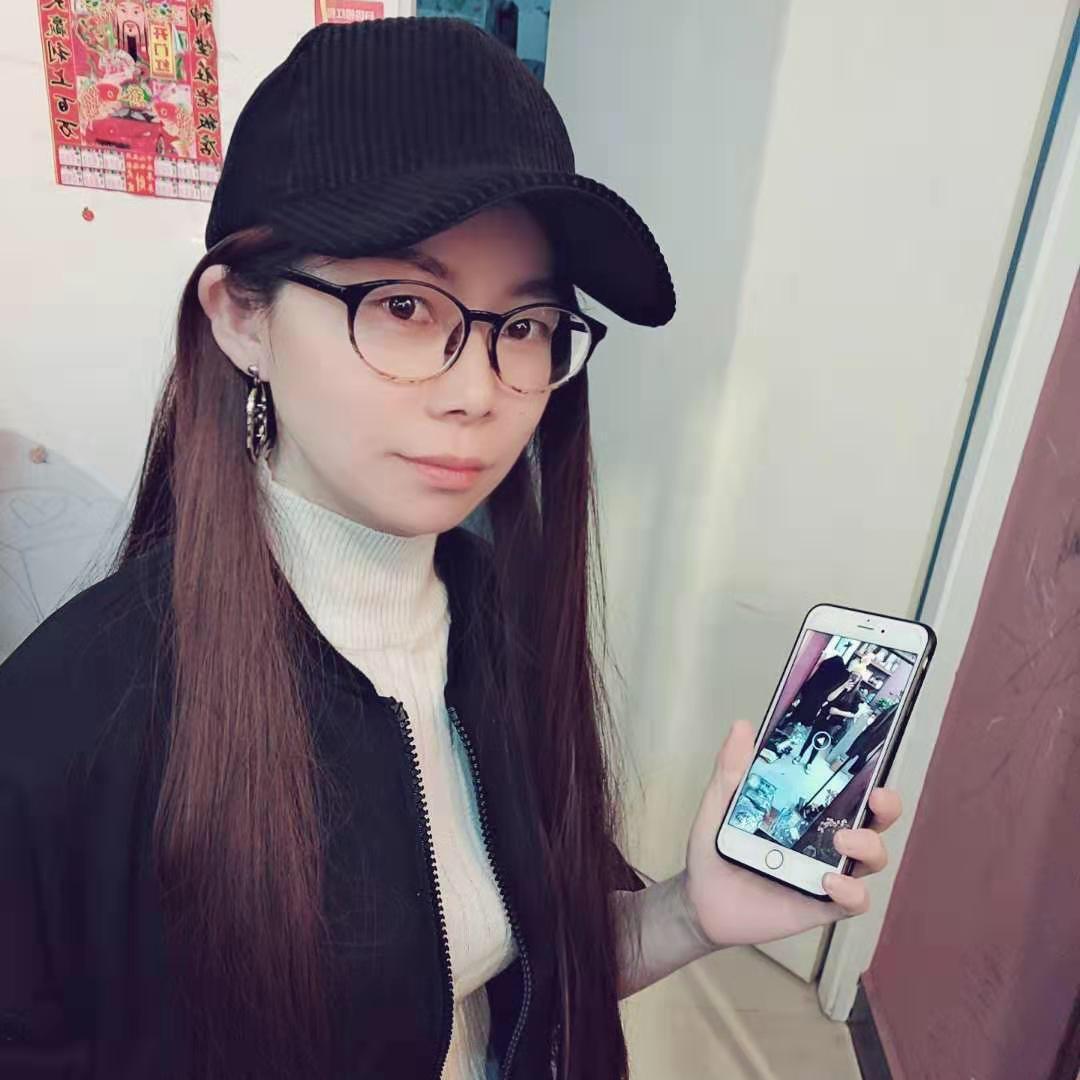 临澧县新安镇红馆服装店.