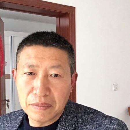 60后农民，肉鸽养殖…