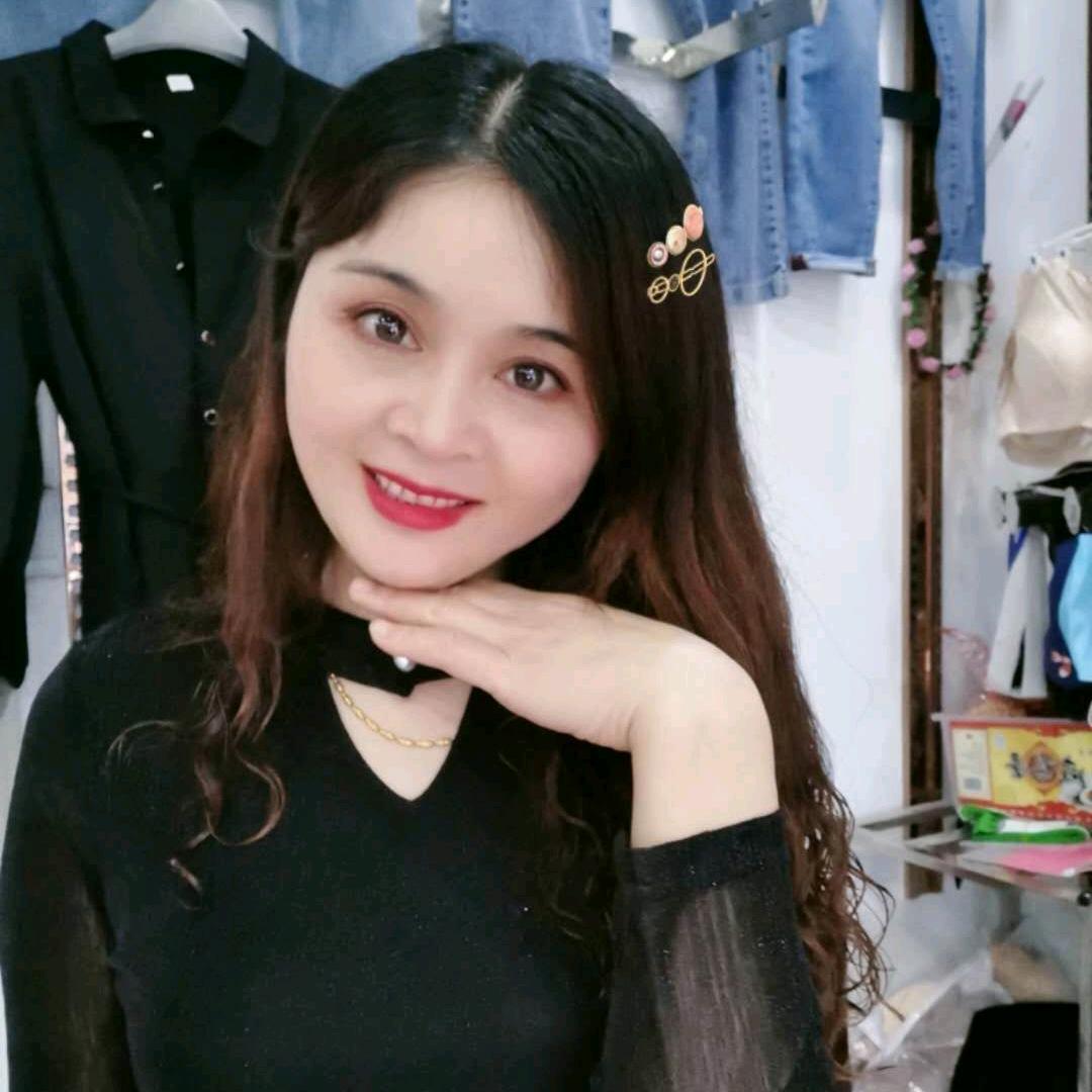 美英服饰