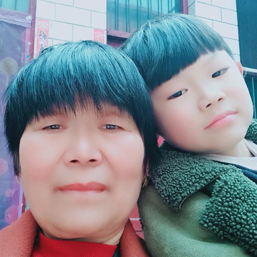 幸福的一家人