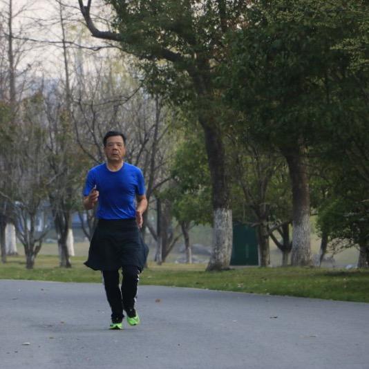 飞毛腿