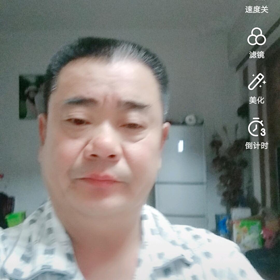 莲花落。王国根。