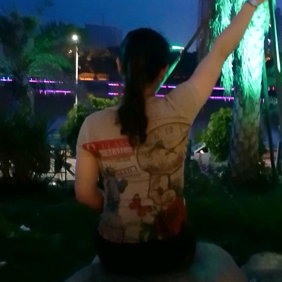 @斯芹