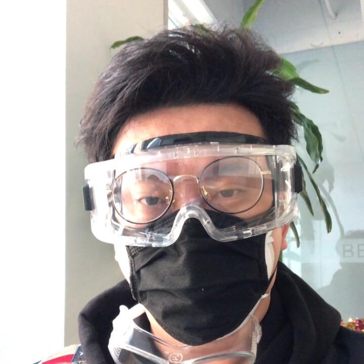 飞翔的大板砖