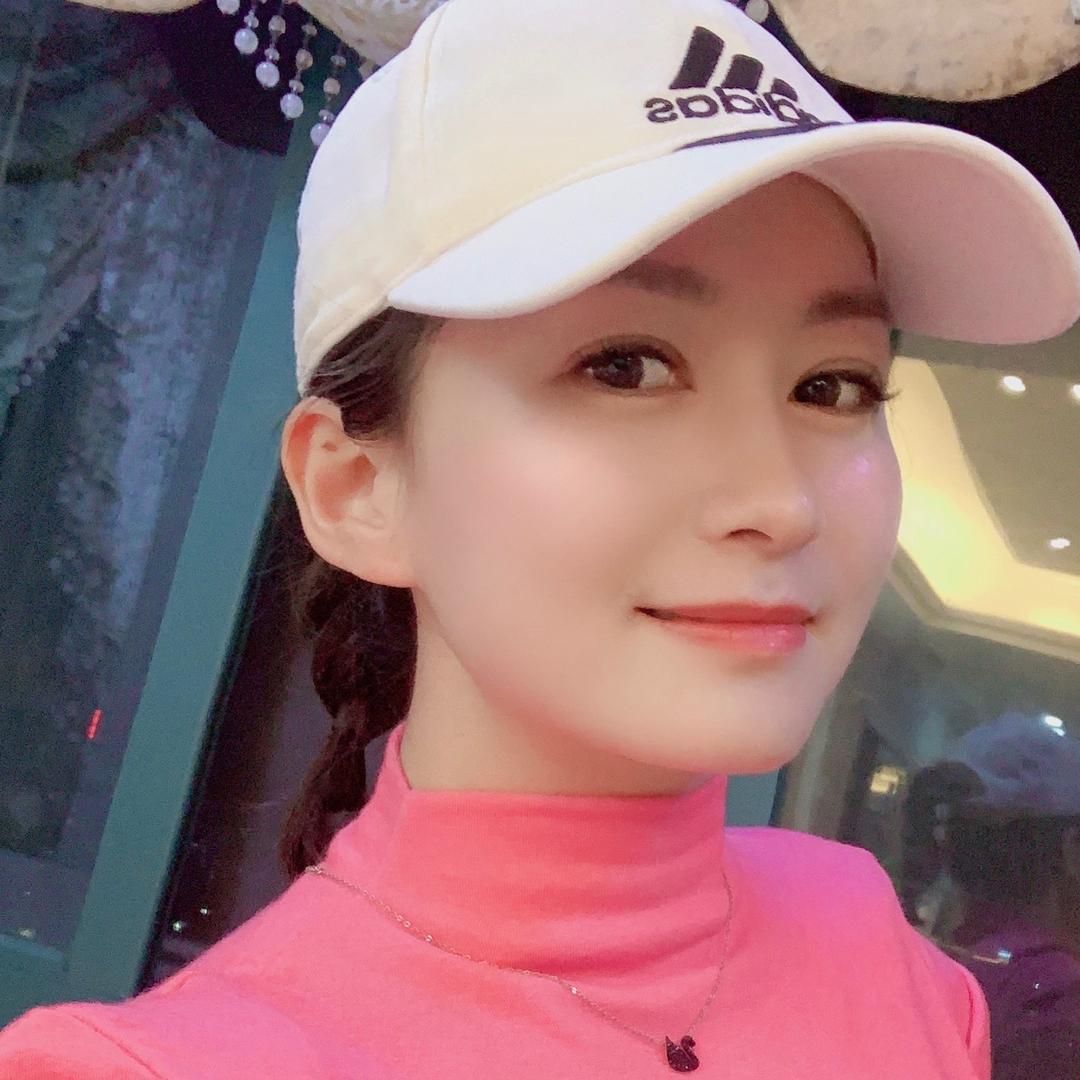 爱运动的娟子