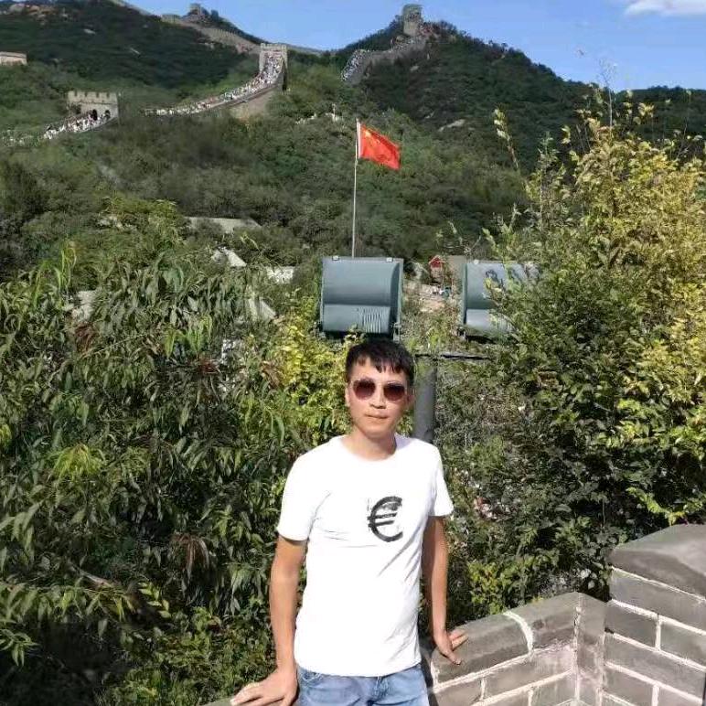 何冰峰