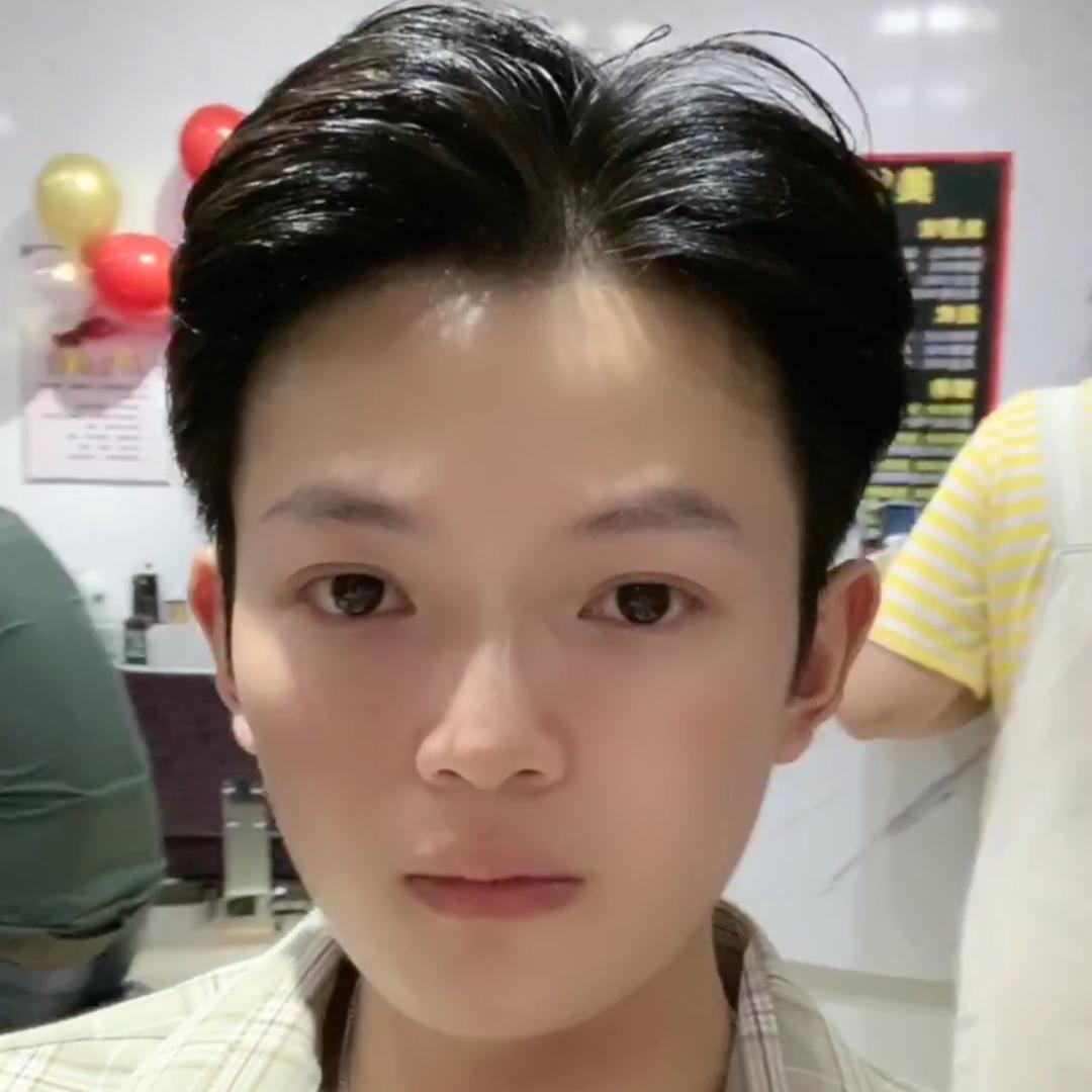 玉山县美阁造型理发店