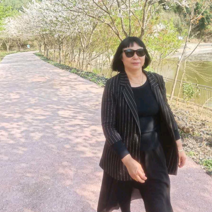 农村何姐：不定时开播
