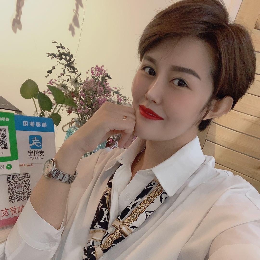 花柒轻奢女装