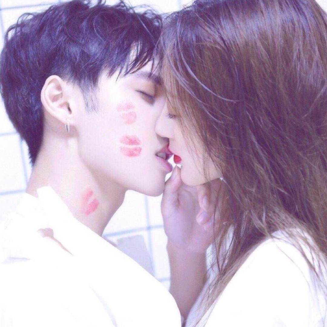 柒七七