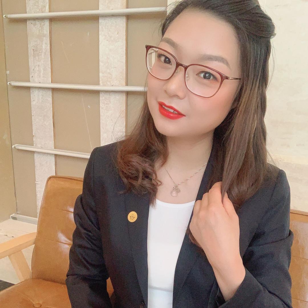 罗燕芬