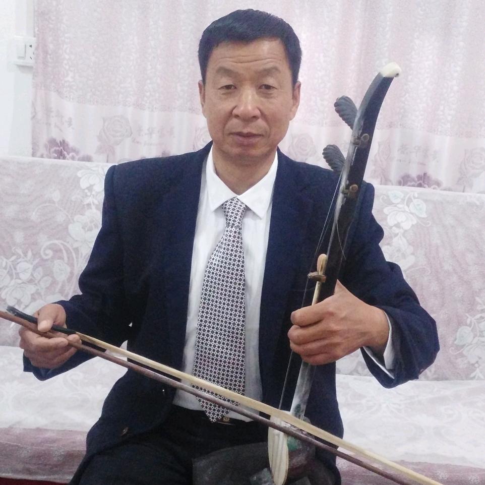 山明