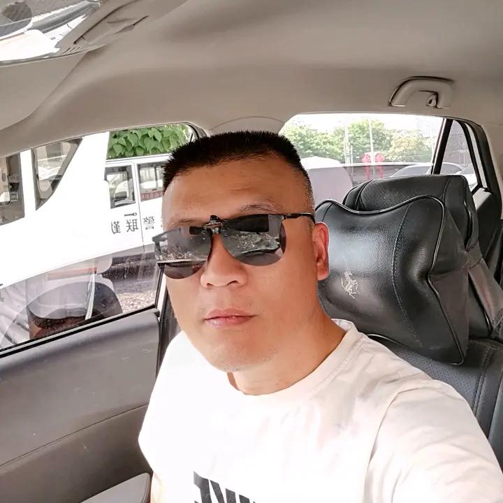 我就是我(招桶装彩砂学徒)
