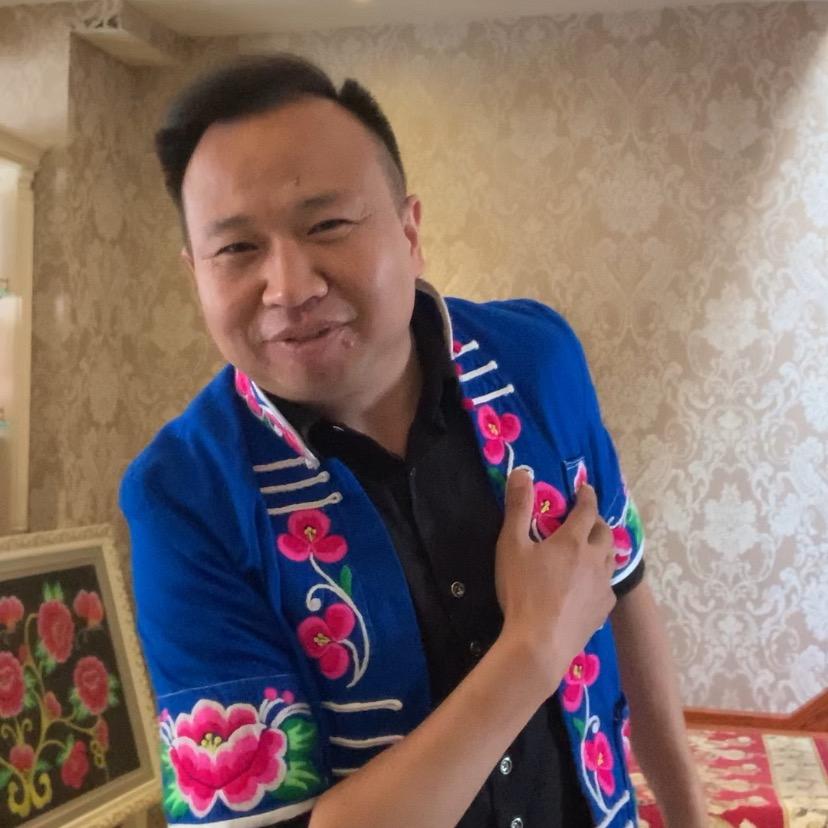 表哥（楚雄银润安选好房阳光云玺店）